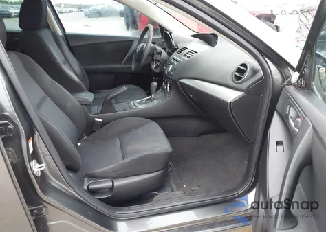 2011 Mazda Mazda3 I Touring z USA, uszkodzony, nr VIN JM1BL1VF1B1414193